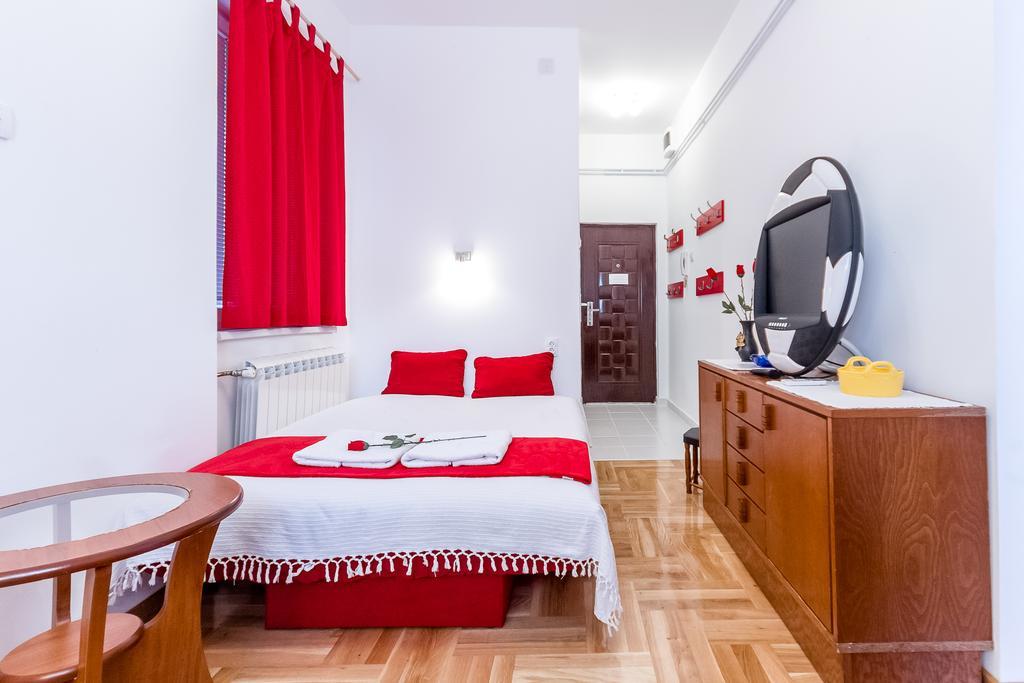 Studio Saint Sava Belgrád Szoba fotó